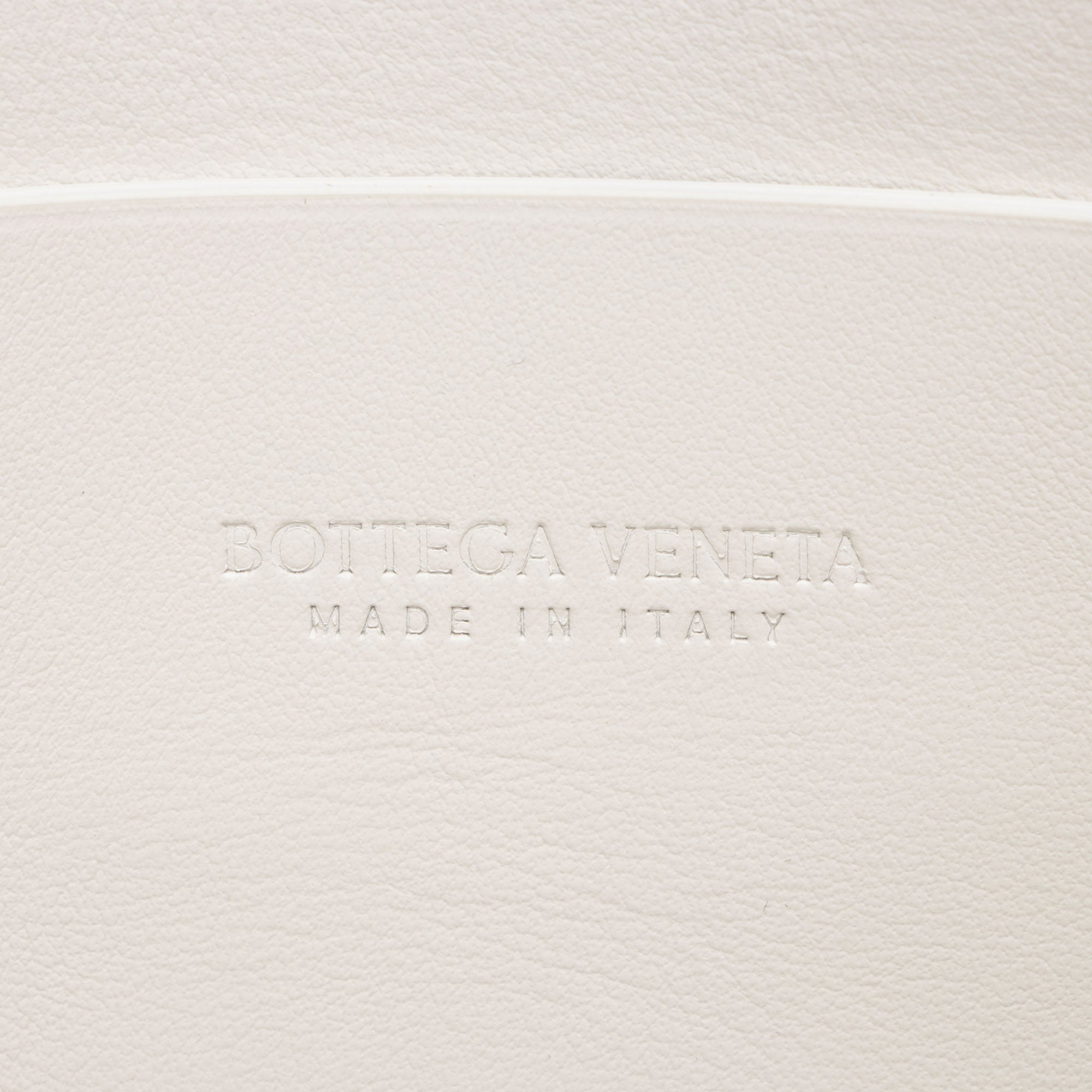 Bottega Veneta Intrecciato Nappa Cassette Medium Flat Zip Pouch - Image 6