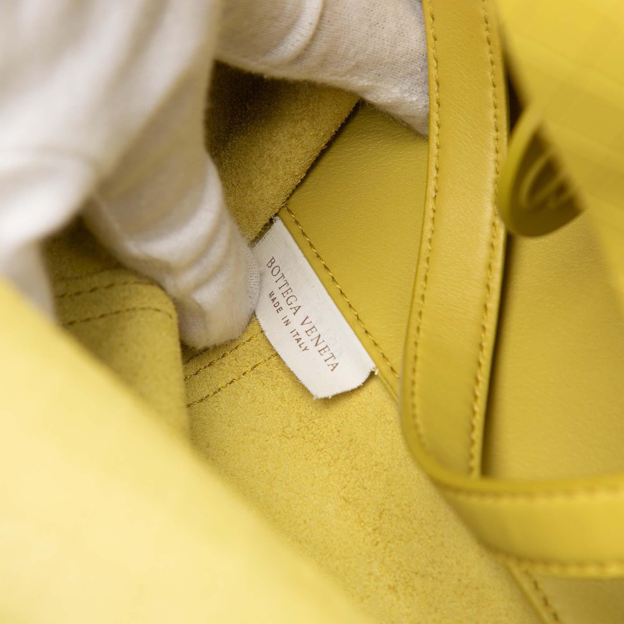 Bottega Veneta Leather Intrecciomirage Tote - Image 7