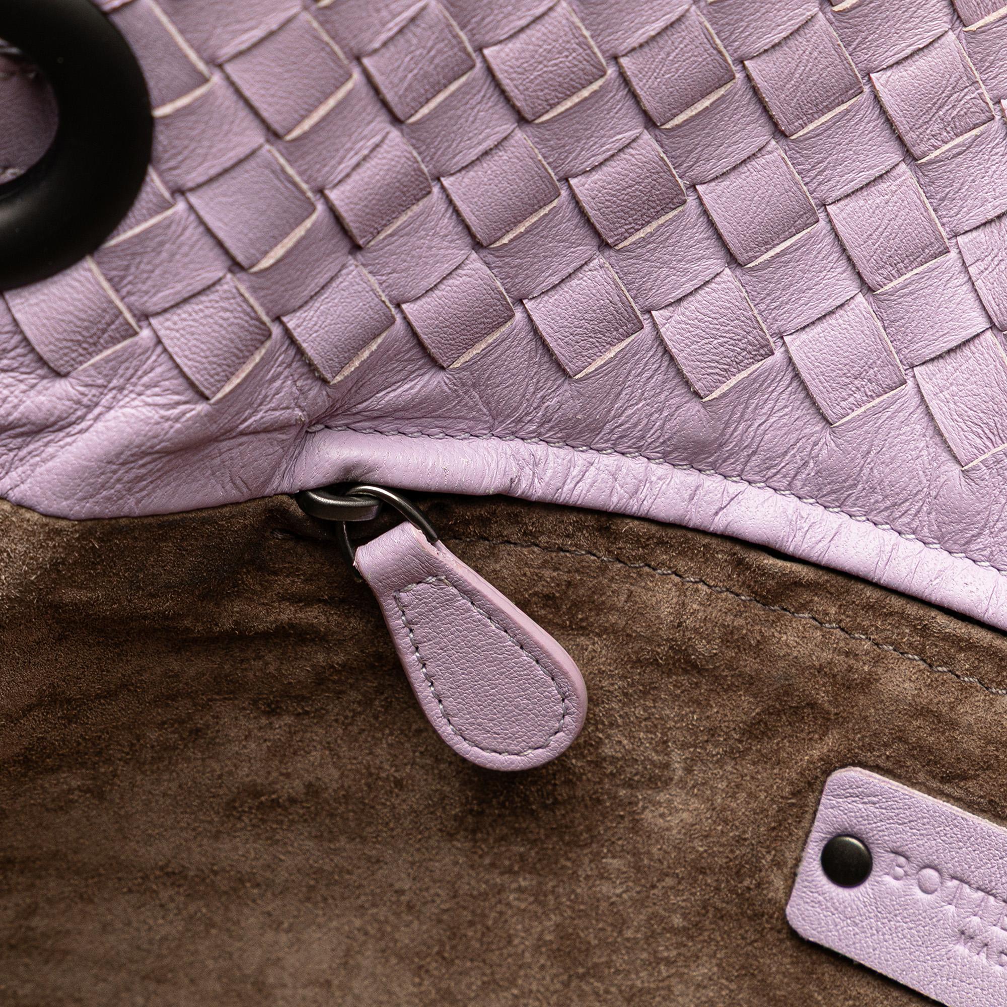 Bottega Veneta Medium Nappa Intrecciato Bella Tote - Image 8