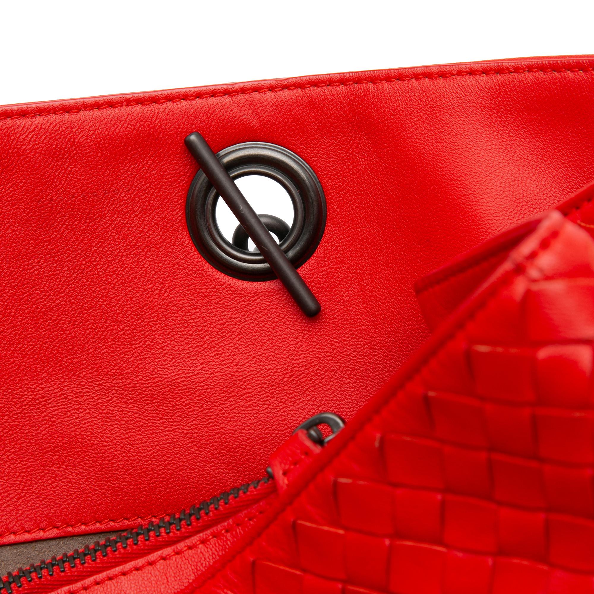 Bottega Veneta Medium Nappa Intrecciato Double Chain Tote - Image 11
