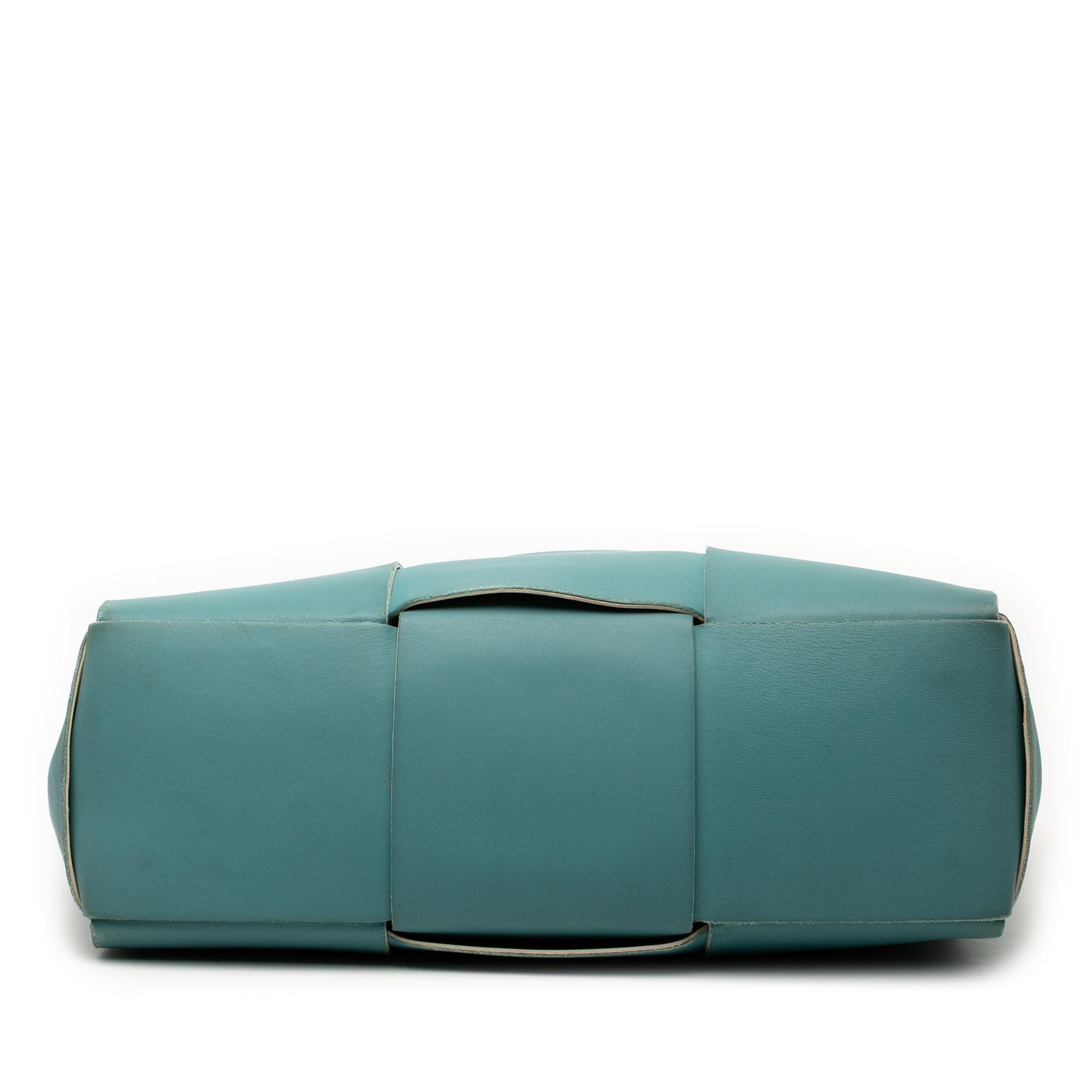 Bottega Veneta Medium Nappa Maxi Intrecciato Arco Tote - Image 3