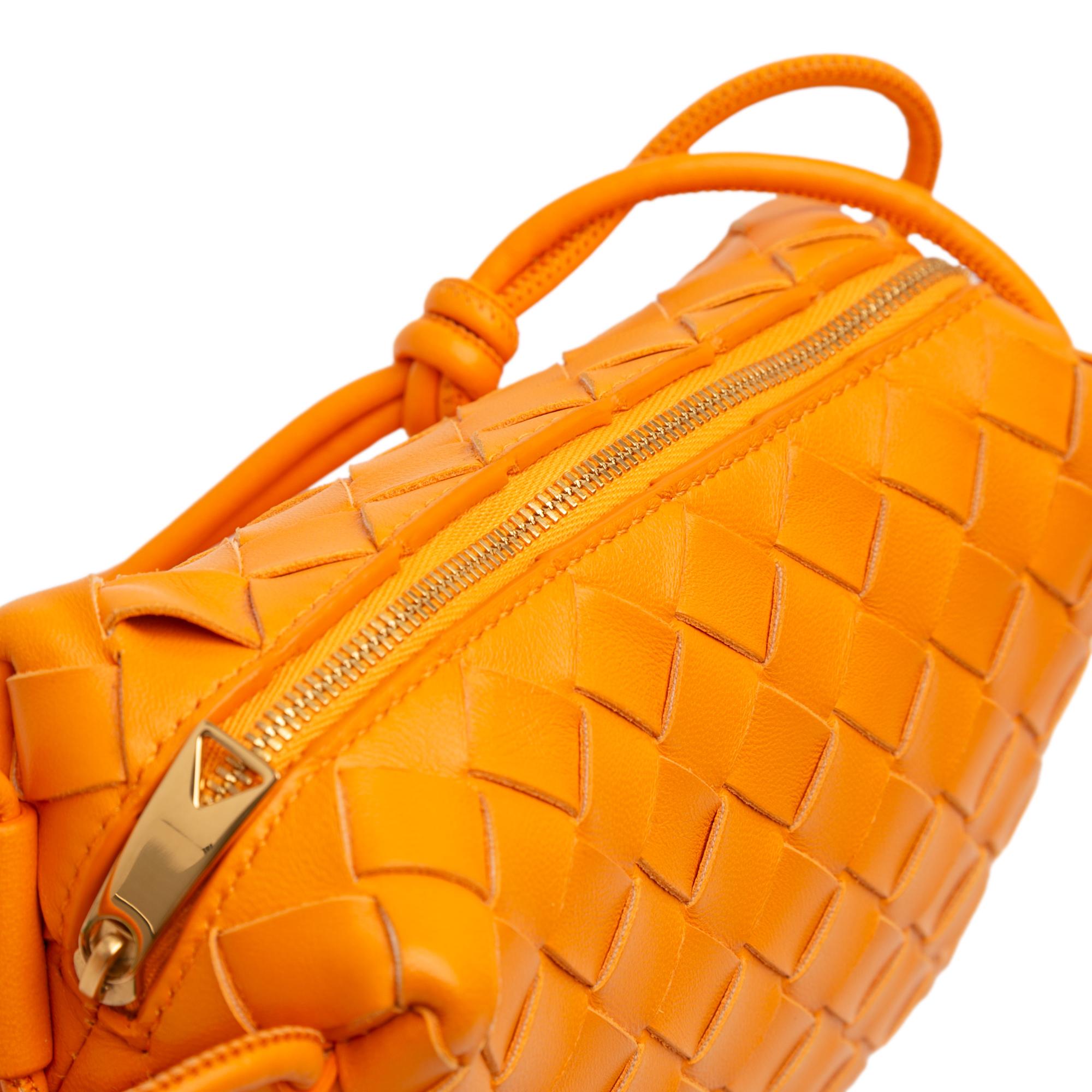 Bottega Veneta Mini Lambskin Intrecciato Loop Camera Bag - Image 7