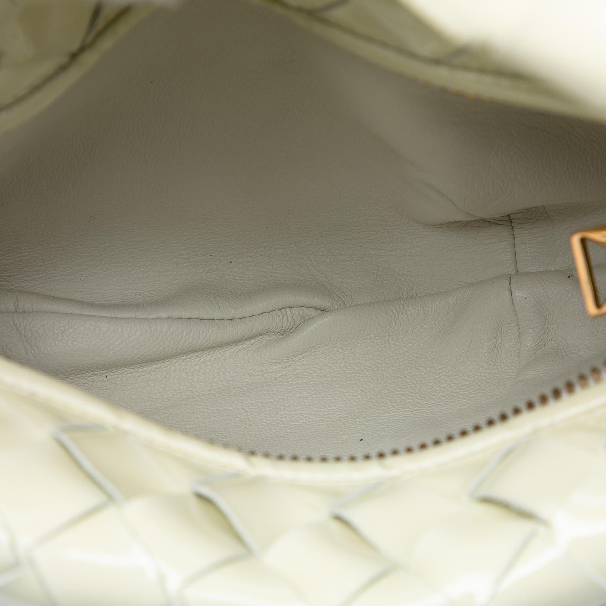 Bottega Veneta Mini Patent Intrecciato Jodie - Image 4