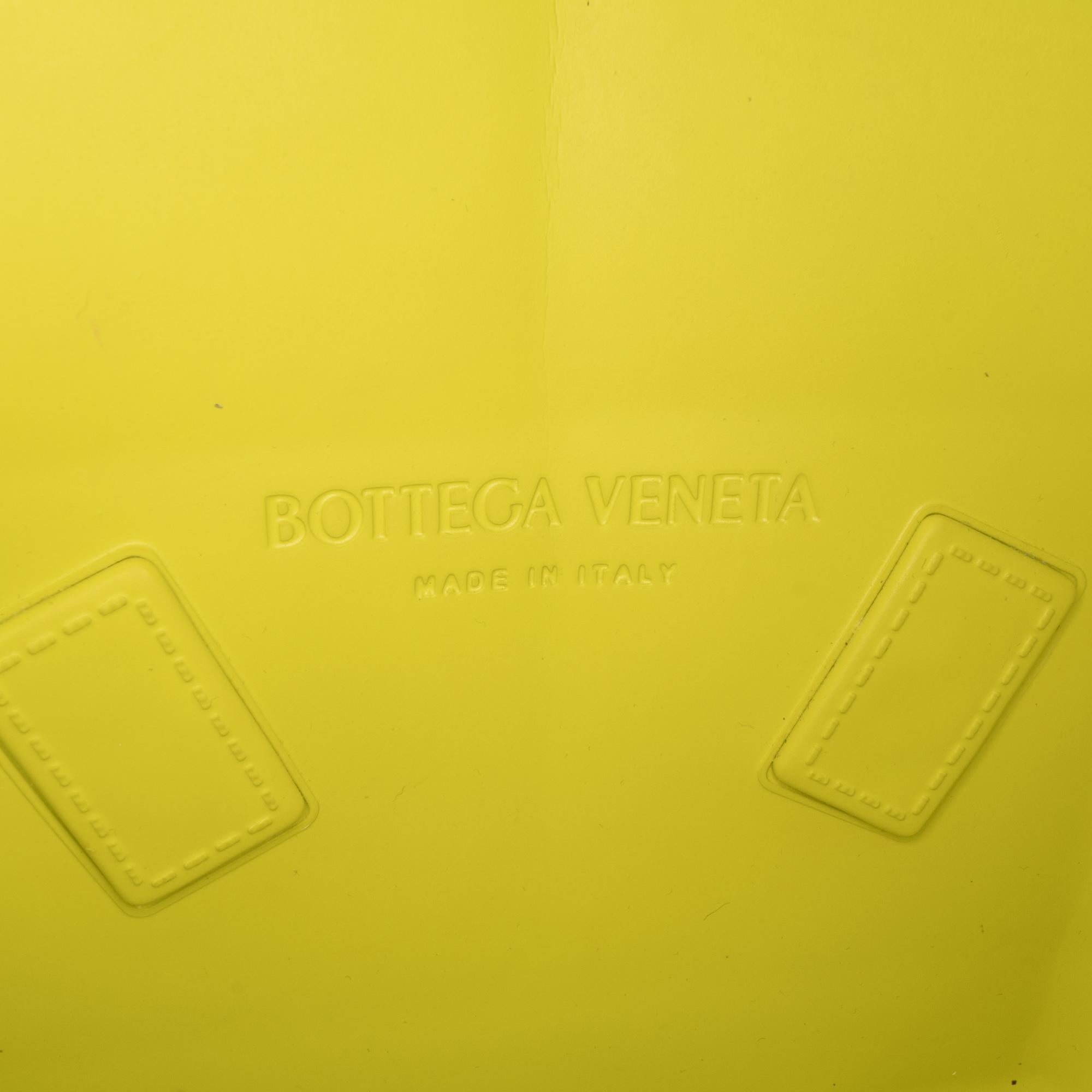 Bottega Veneta Mini Rubber Arco Shopping Bag - Image 6