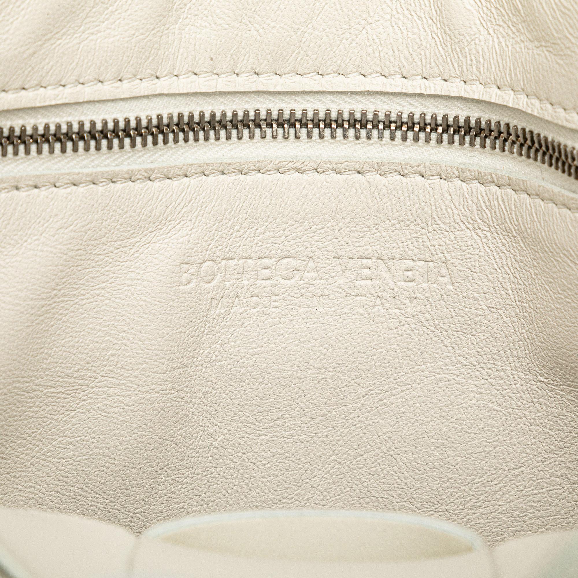 Bottega Veneta Nappa Intrecciato Cassette Messenger - Image 6