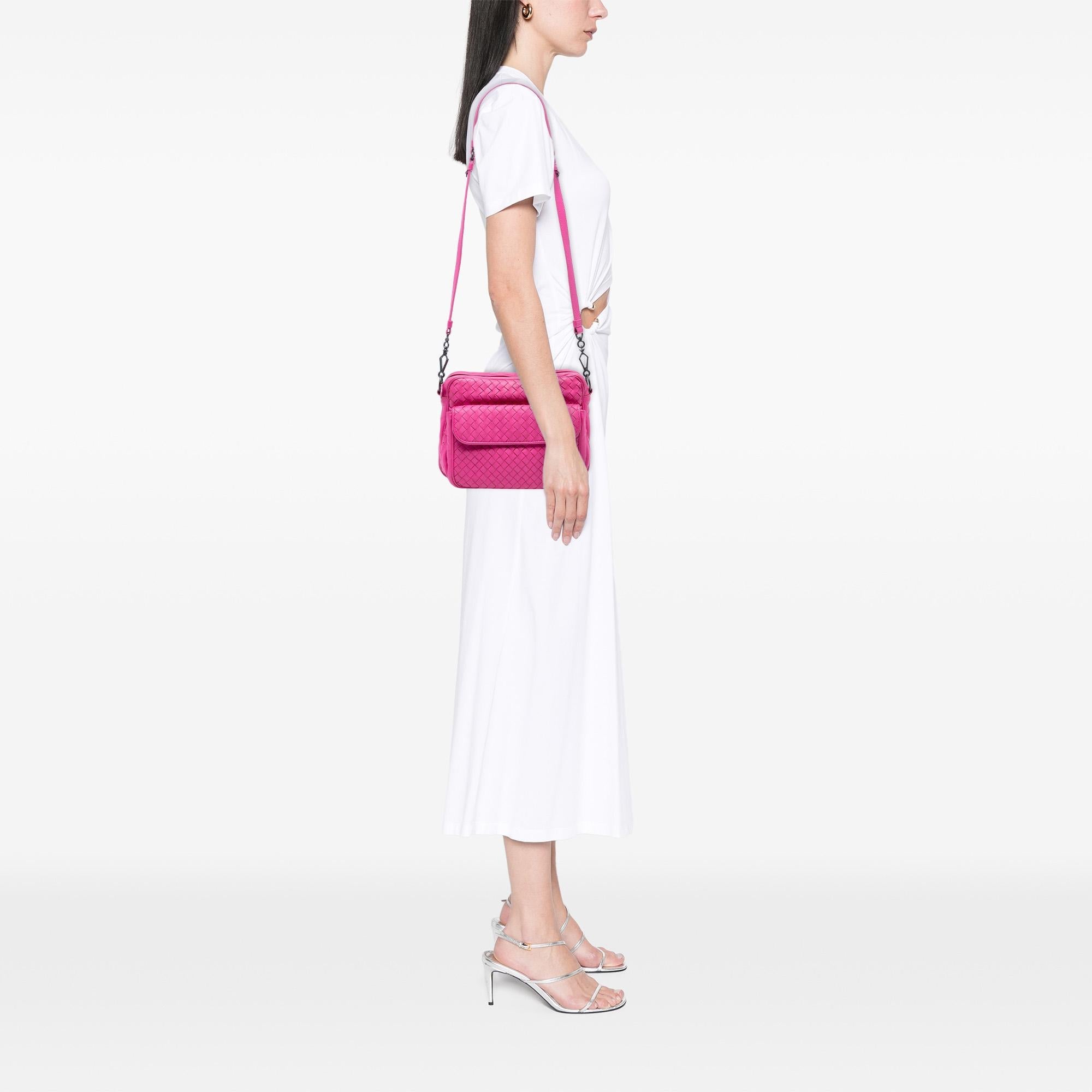 Bottega Veneta Nappa Intrecciato Front Pocket Messenger Bag - Image 5