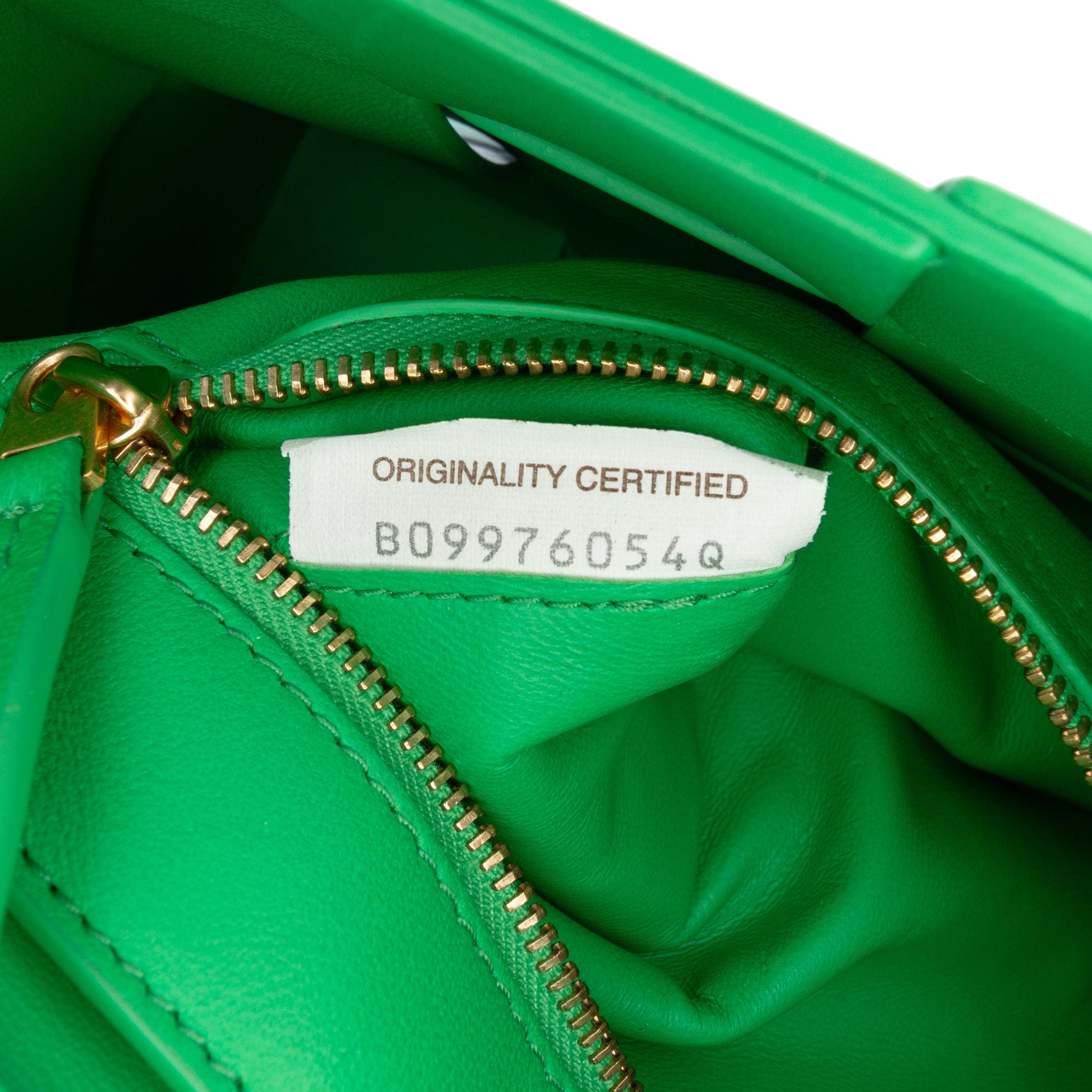 Bottega Veneta Patent Intrecciato Cassette Crossbody - Image 8